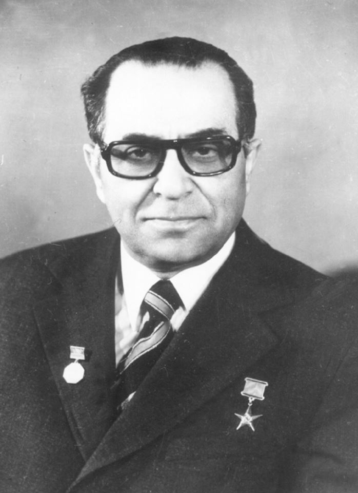 Академик Александр Иванович Арутюнов — основатель украинской нейрохирургии